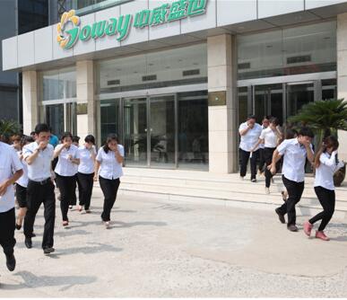 千亿qy88国际官网入口盛世集团举行消防安全培训活动 防范火灾安全事故悲剧发生